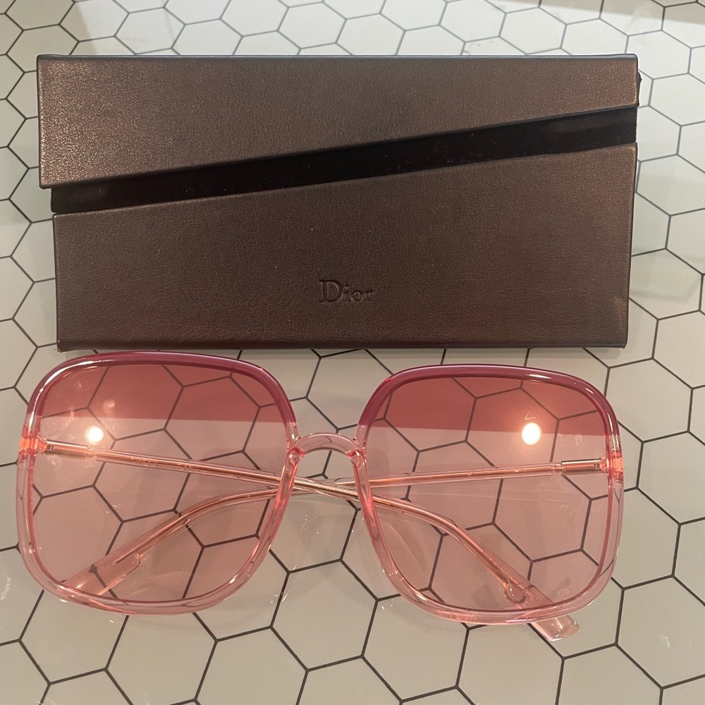 Christian Dior Pink Butterfly Ladies Sunglasses Sostellaire10t5tx59